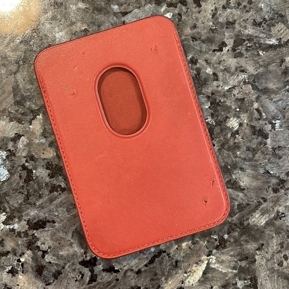 Apple wallet - Picture 2 of 2